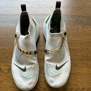 Nike White and Black Slip-On Sneakers